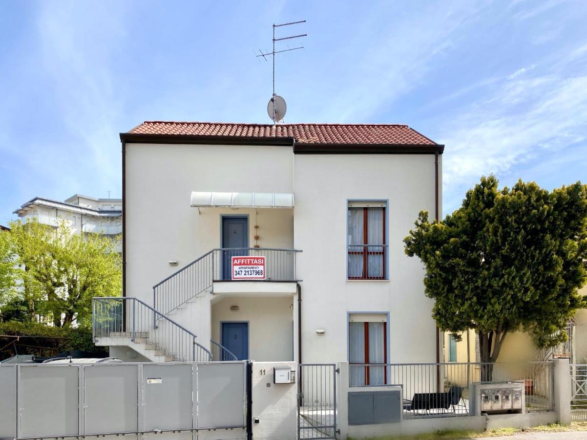 Villa Santin Carraro Immobiliare - Family Apartments Lido di Jesolo Exterior photo